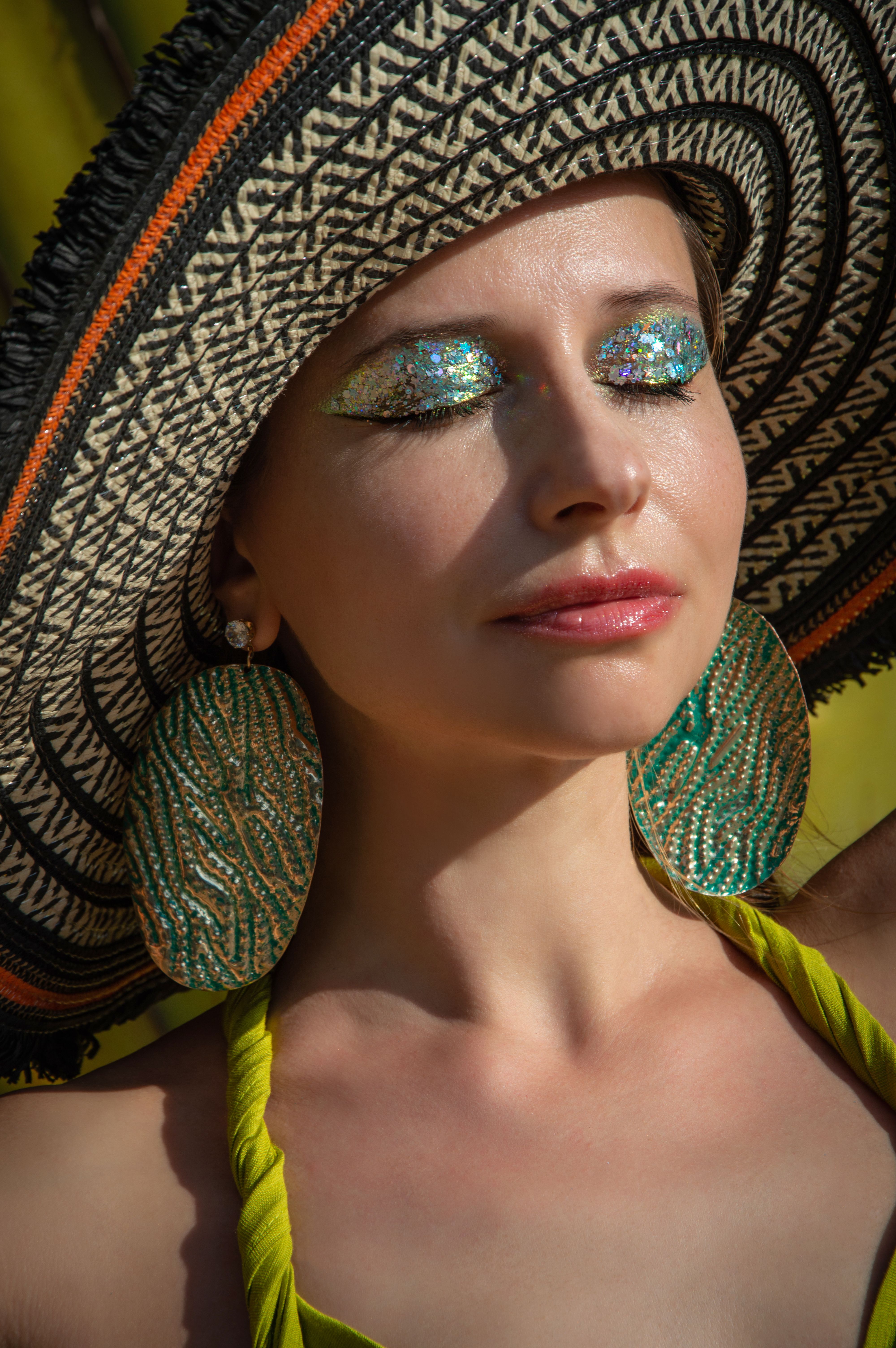 Makeup artist Jamaica — summer heat makeup tips for long-lasting glam in Jamaica's humidity